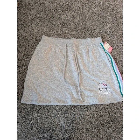 Hello Kitty Sanrio Heather Grey Fleece Mini Skirt Side Stripe J003536JHK2947 M - Picture 1 of 5